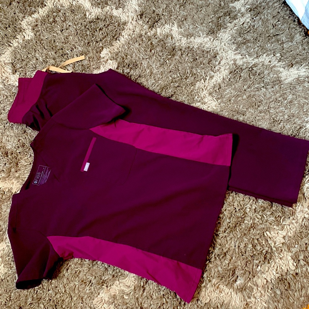Figs scrubs